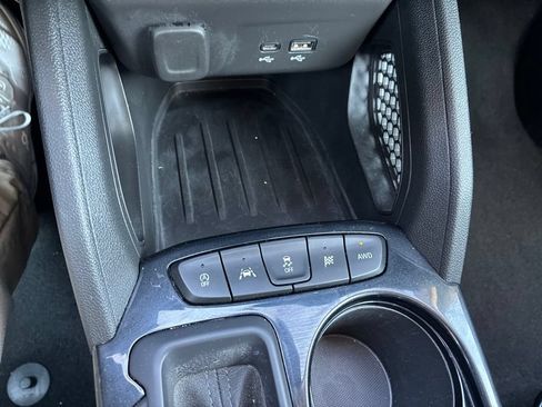 Used 2025 Chevrolet TrailBlazer LT AWD/4WD image 11