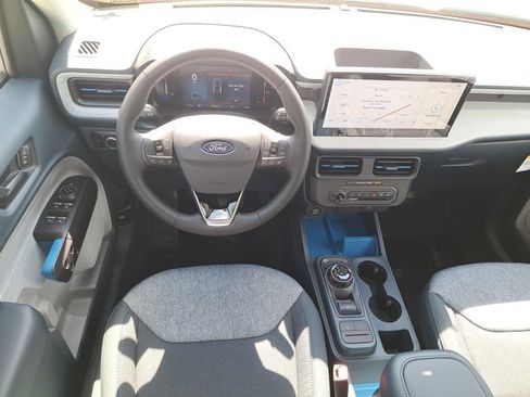 New 2025 Ford Maverick XLT w/ XLT Luxury Package AWD/4WD image 17