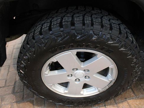 Used 2014 Jeep Wrangler Unlimited Sport w/ Quick Order Package 23S AWD/4WD image 19