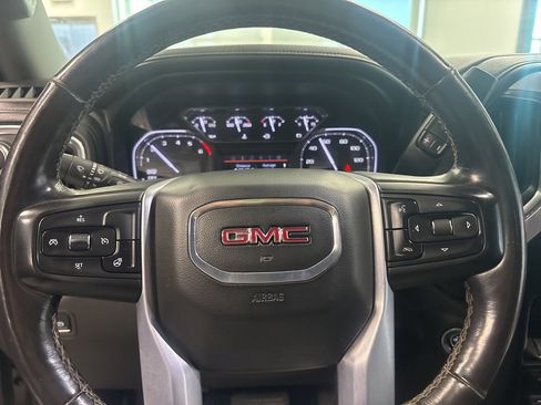 Used 2020 GMC Sierra 1500 SLT w/ X31 Off-Road Package image 15