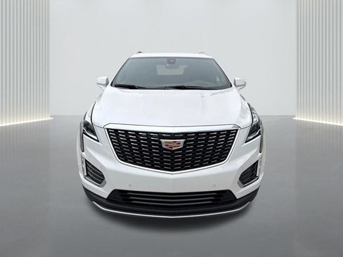 New 2026 Cadillac XT5 Premium Luxury image 2