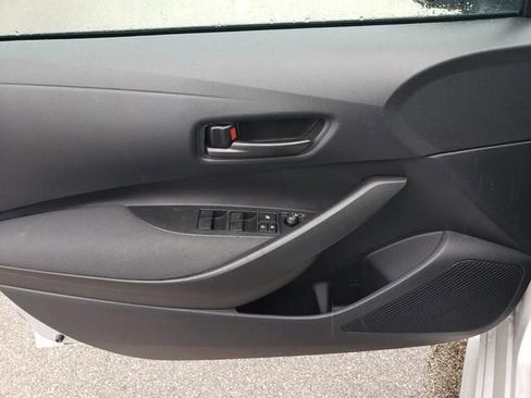 Used 2026 Toyota Corolla LE FWD image 11