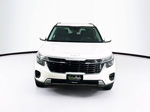 Used 2024 Kia Seltos S image 2