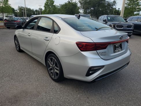 Used 2019 Kia Forte S w/ S Premium Package FWD image 2