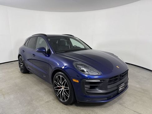 Certified 2023 Porsche Macan GTS AWD/4WD image 9
