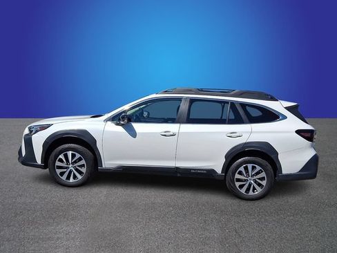 Used 2024 Subaru Outback Premium AWD/4WD image 7
