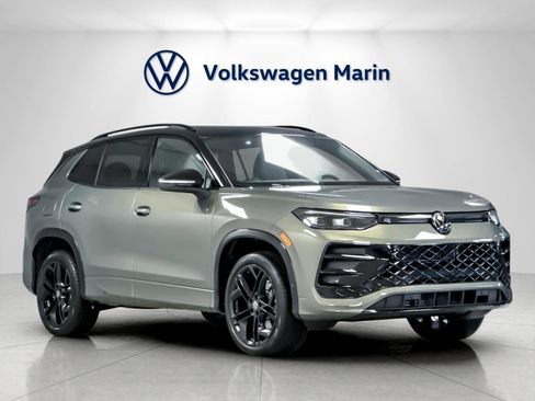 New 2026 Volkswagen Tiguan SE R-Line image 7