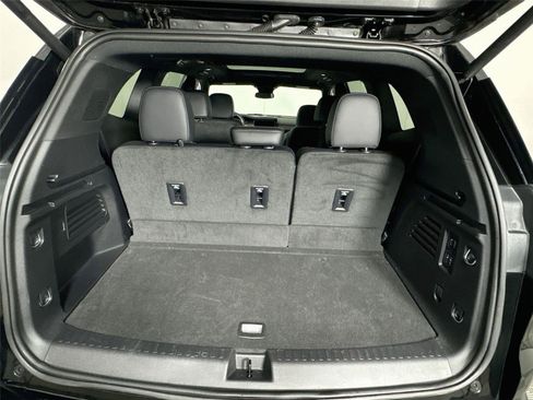 Used 2024 GMC Acadia Denali w/ LPO, Floor Liner Package AWD/4WD image 21
