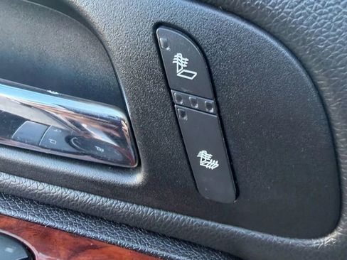 Used 2014 GMC Yukon XL SLT image 14