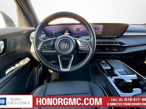 Used 2025 Buick Enclave Preferred image 8