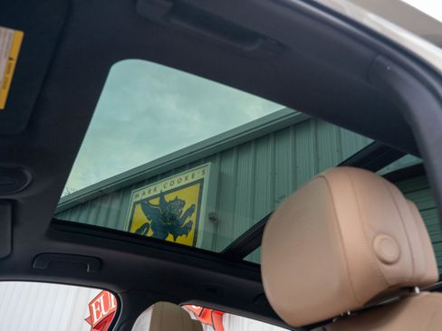 Certified 2024 Porsche Cayenne S image 39