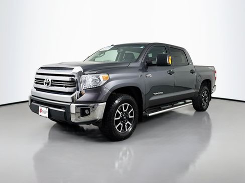 Used 2016 Toyota Tundra SR5 AWD/4WD image 3