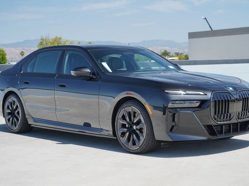 New 2026 BMW 750e xDrive AWD/4WD image 3