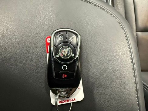 Used 2022 Buick Enclave Essence w/ Experience Buick Package image 24