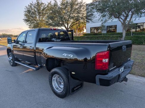 Used 2014 GMC Sierra 3500 Denali image 8