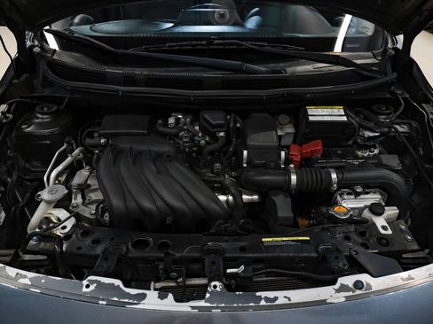 Used 2019 Nissan Versa S Plus FWD image 46