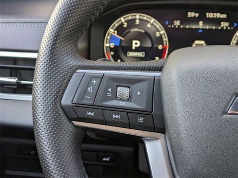 Used 2024 Mitsubishi Outlander SE Black Edition image 28