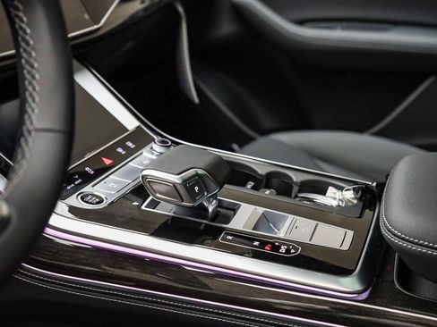 New 2026 Audi Q8 Premium Plus image 25