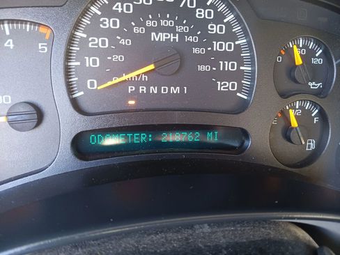 Used 2006 Chevrolet Silverado 3500 LT w/ Heavy-Duty Power Package image 14