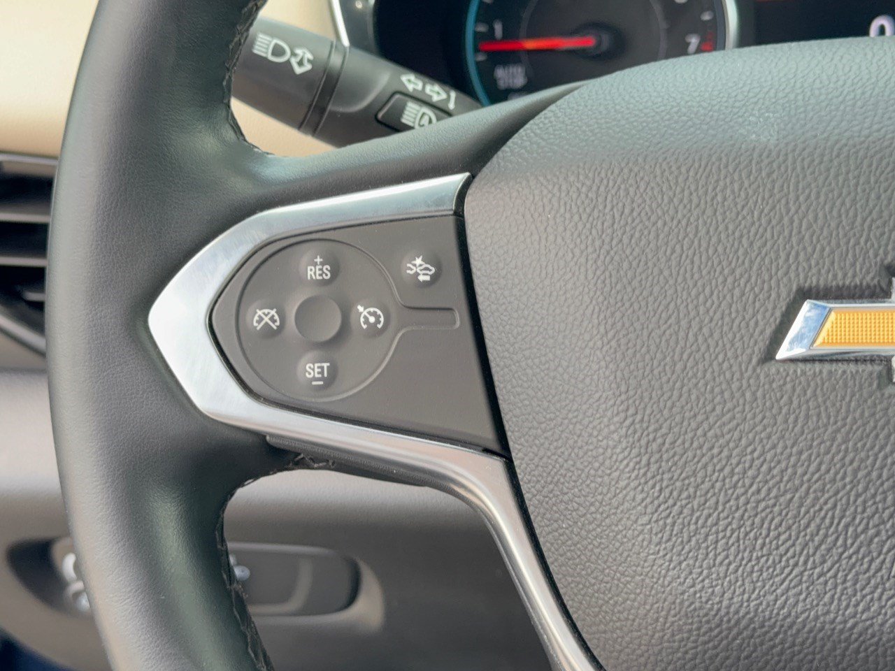 Certified 2023 Chevrolet Traverse LT FWD image 18