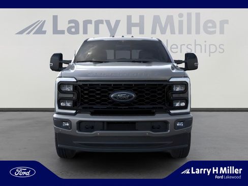 New 2026 Ford F250 Lariat w/ Black Appearance Package image 6