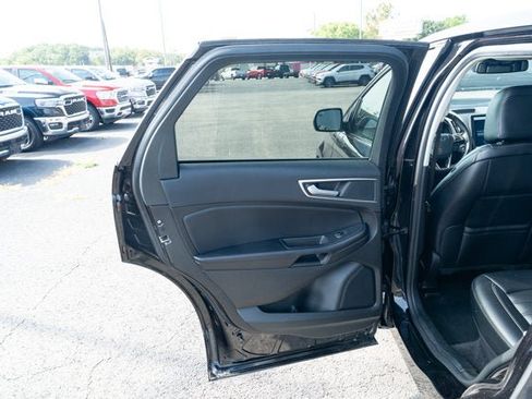 Used 2024 Ford Edge SEL AWD/4WD image 13