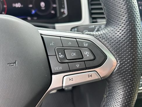 Used 2023 Volkswagen Atlas Cross Sport SEL R-Line AWD/4WD image 25