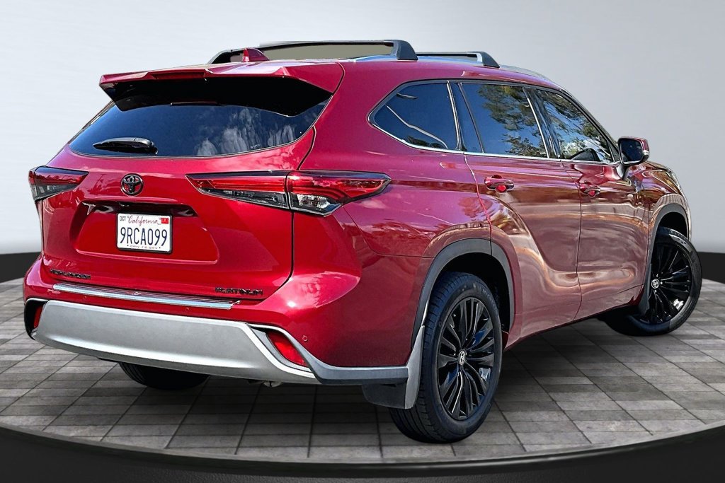 Used 2020 Toyota Highlander Platinum FWD image 23