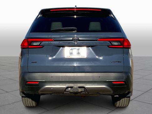 Used 2024 Toyota Grand Highlander AWD image 5