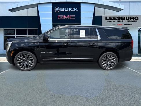 Used 2025 GMC Yukon XL Denali Ultimate AWD/4WD image 4