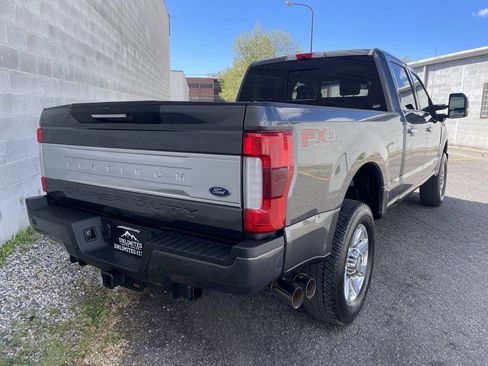 Used 2019 Ford F250 Platinum w/ Platinum Ultimate Package AWD/4WD image 4