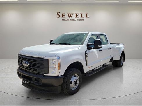 Used 2024 Ford F350 XL image 8
