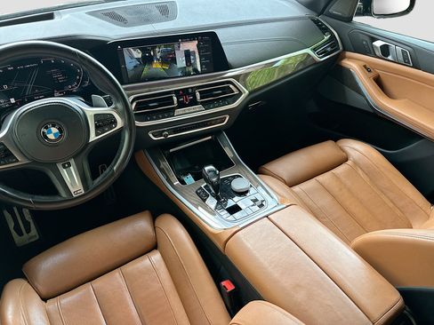 Used 2021 BMW X5 M50i w/ Premium Package AWD/4WD image 25