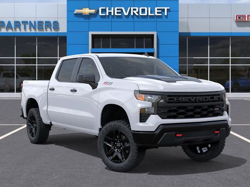 New 2026 Chevrolet Silverado 1500 Custom Trail Boss AWD/4WD image 5