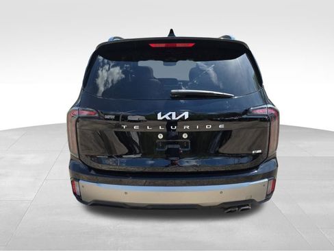 Used 2023 Kia Telluride EX X-Line image 7