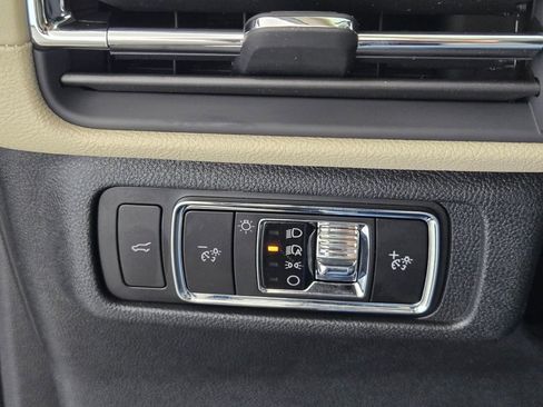 New 2026 Lincoln Corsair Premiere image 24