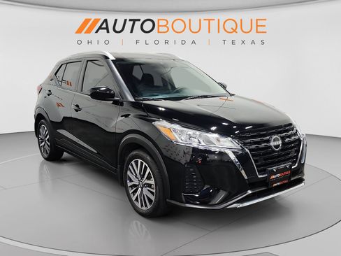 Used 2024 Nissan Kicks SV FWD image 7