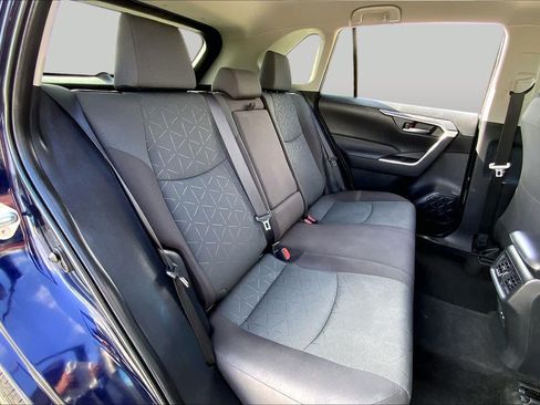 Used 2024 Toyota RAV4 XLE FWD image 19