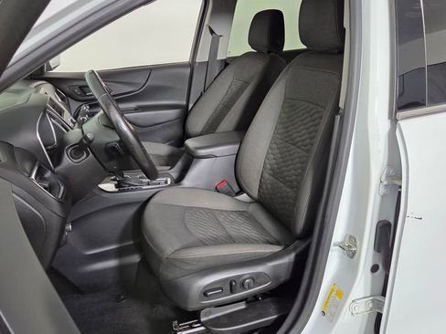 Used 2019 Chevrolet Equinox LT FWD image 17