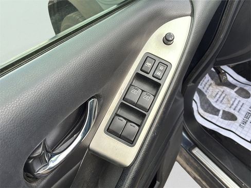 Used 2014 Nissan Murano SL w/ Navigation Package image 19