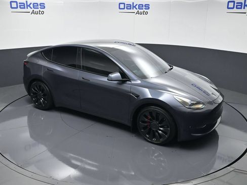 Used 2022 Tesla Model Y Performance AWD/4WD image 42