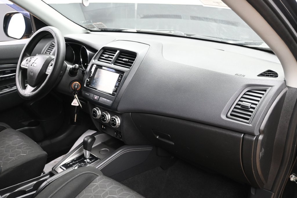 Used 2021 Mitsubishi Outlander Sport ES FWD image 22