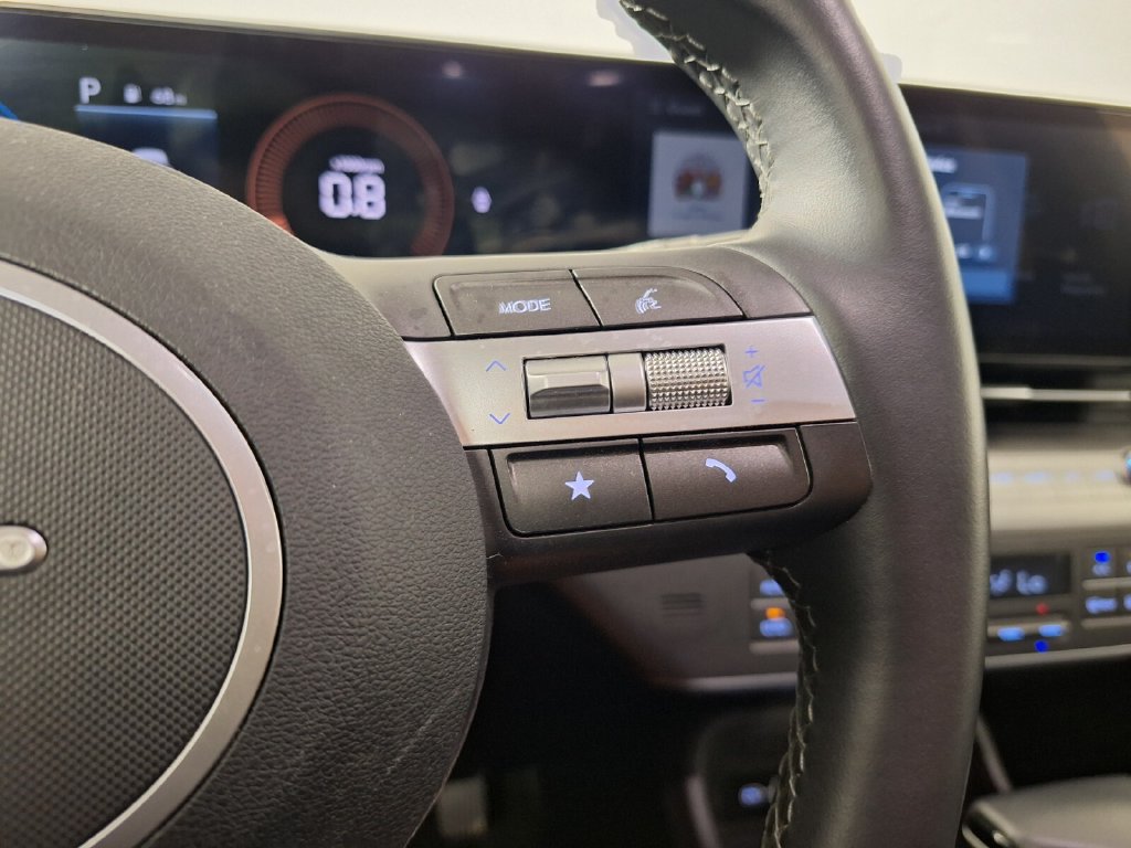 Used 2026 Hyundai Kona SEL Sport FWD image 17
