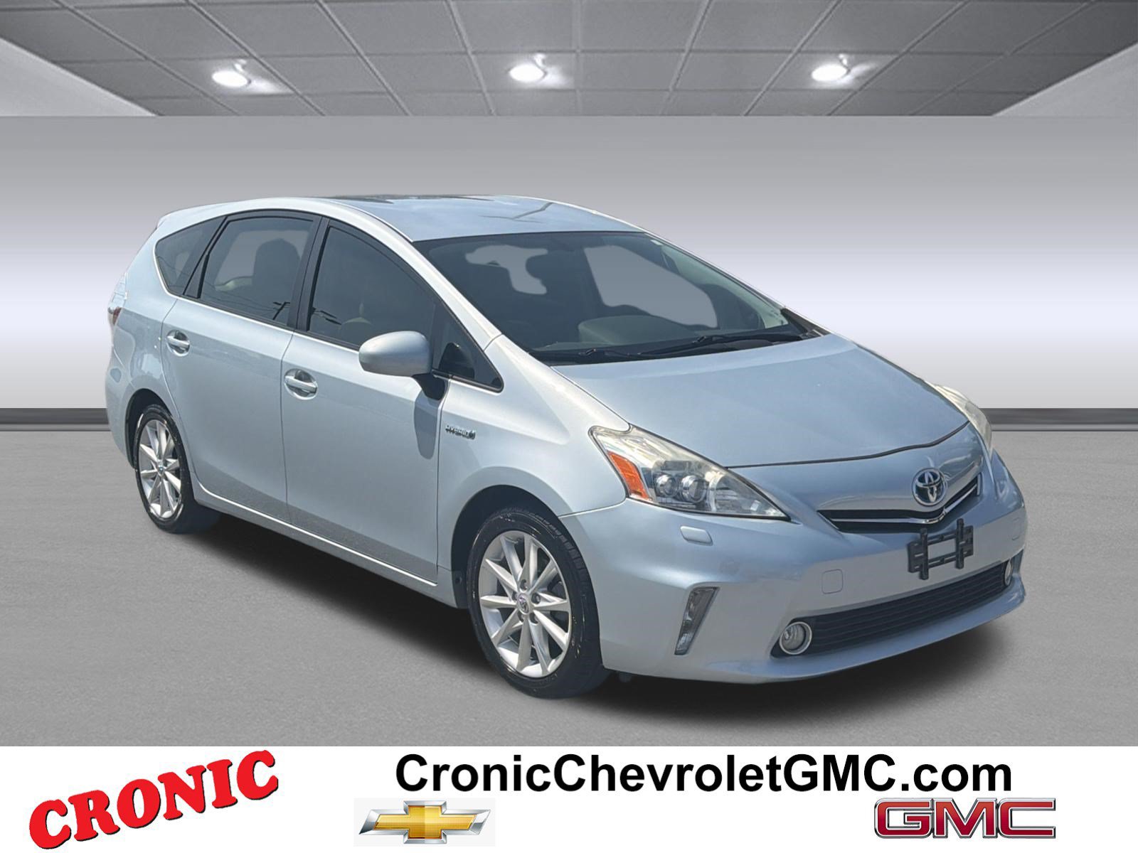 Used 2013 Toyota Prius V Five FWD image 1