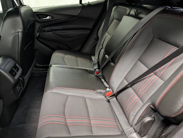 Certified 2024 Chevrolet Equinox RS FWD image 11
