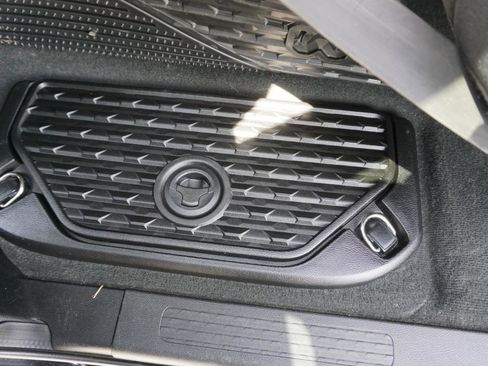 Used 2020 RAM 1500 Big Horn AWD/4WD image 10