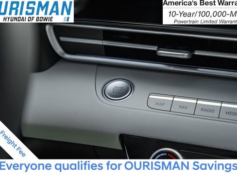 New 2025 Hyundai Elantra Limited image 21