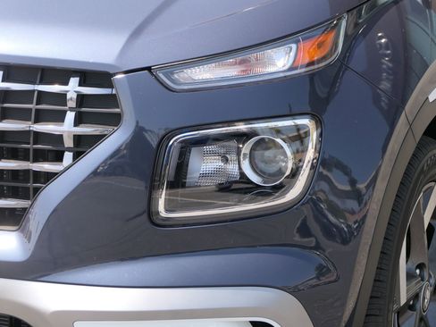 Used 2026 Hyundai Venue SEL FWD image 9