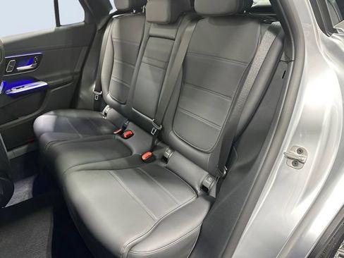 Used 2023 Mercedes-Benz GLC 300 4MATIC image 30