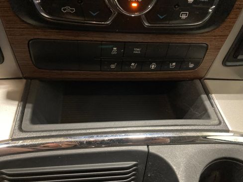 Used 2018 RAM 1500 Laramie w/ Convenience Group image 33